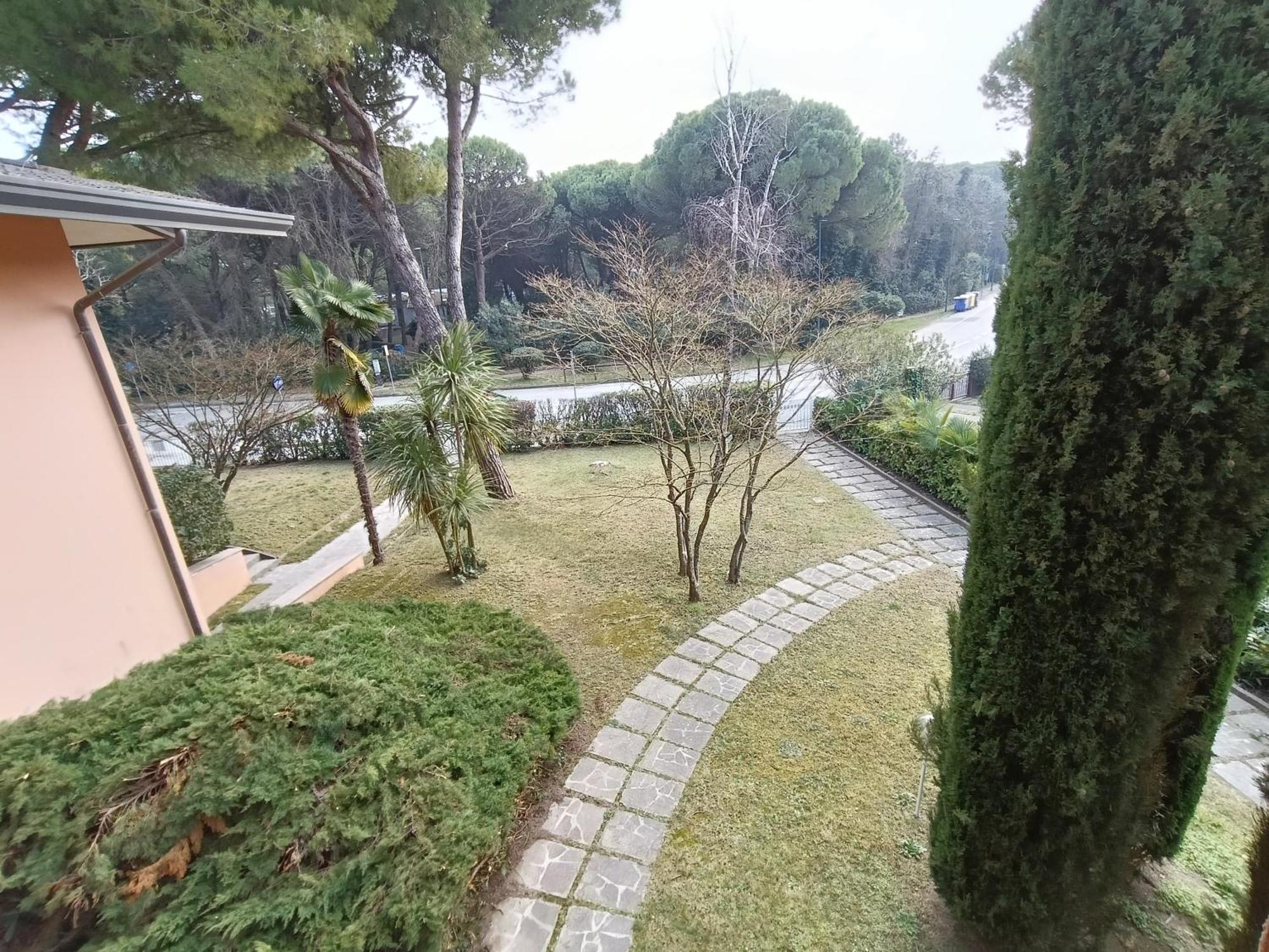Residence Maria Elena - 30 Pt Lignano Sabbiadoro Esterno foto